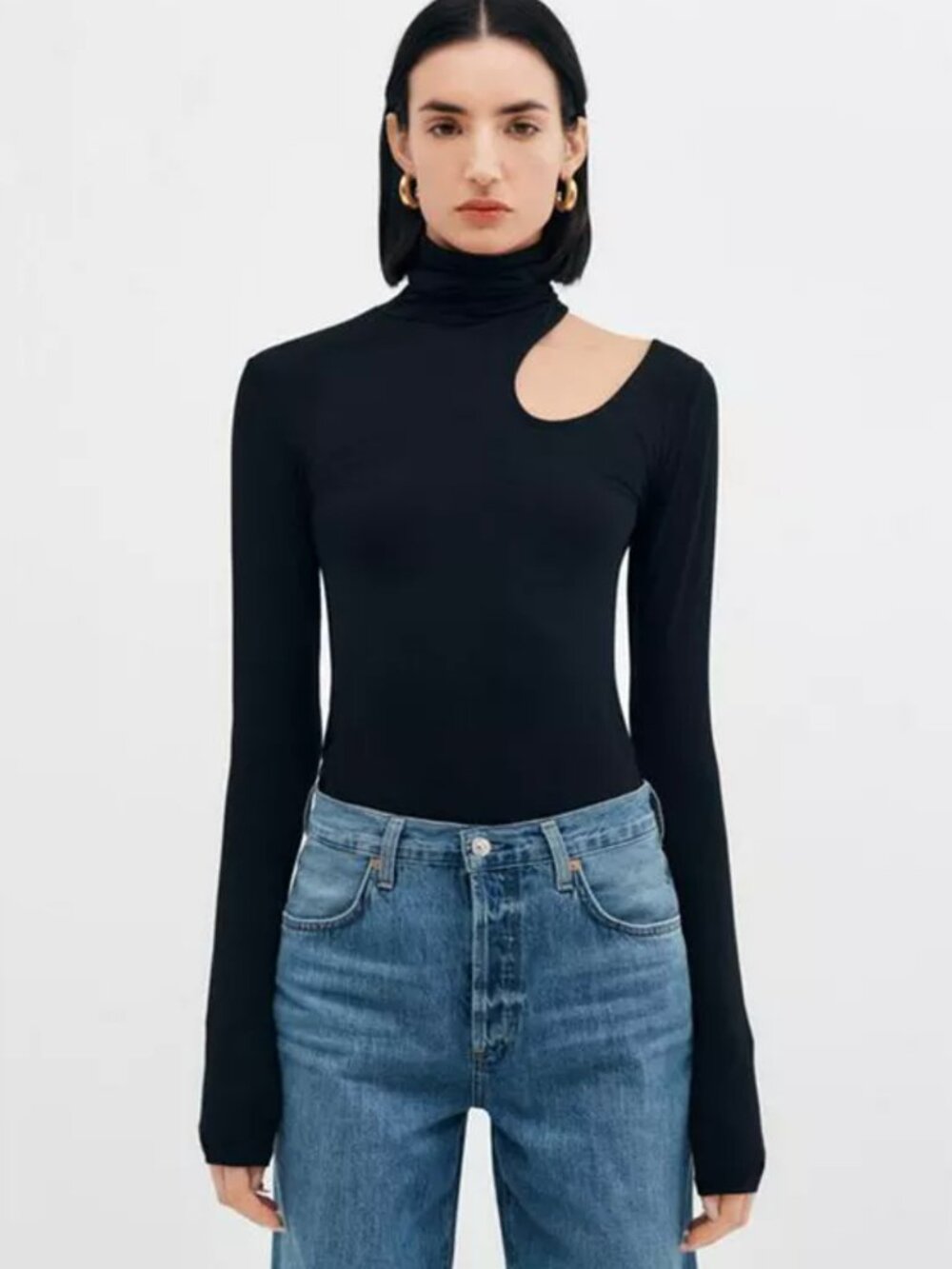 Marcella NYC Allegra Extra-Long Sleeve Turtleneck Cutout-Should Black Small
